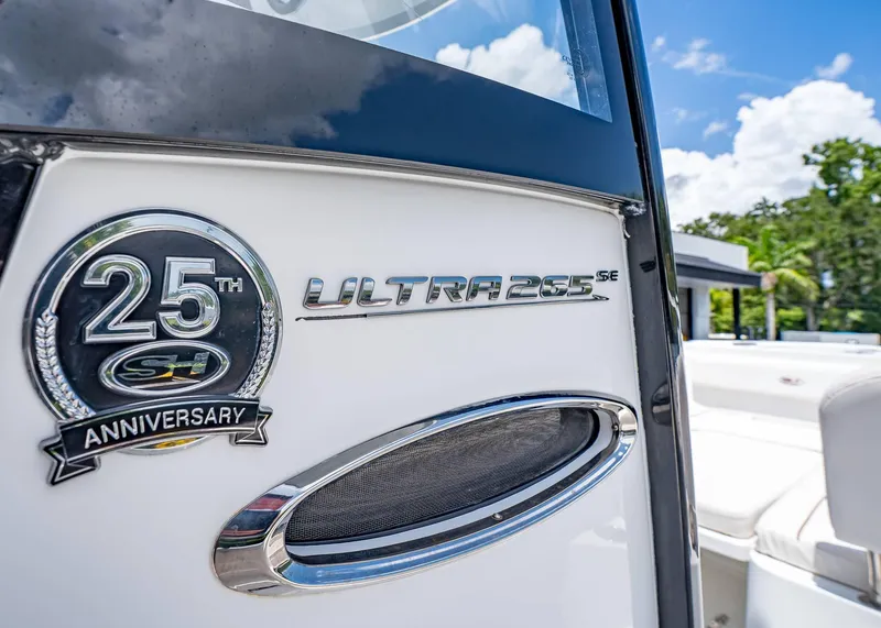 Slide: The Image of Sea Hunt Ultra 265 SE 2021 - 30