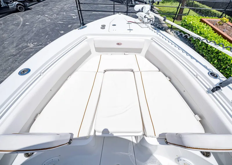 Slide: The Image of Sea Hunt Ultra 265 SE 2021 - 34