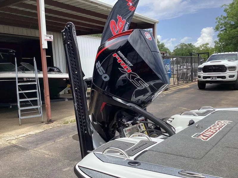 Slide: The Image of Phoenix Bass Boat 721 ProXP 2023 - 10