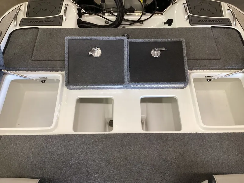Slide: The Image of Phoenix Bass Boat 721 ProXP 2023 - 29