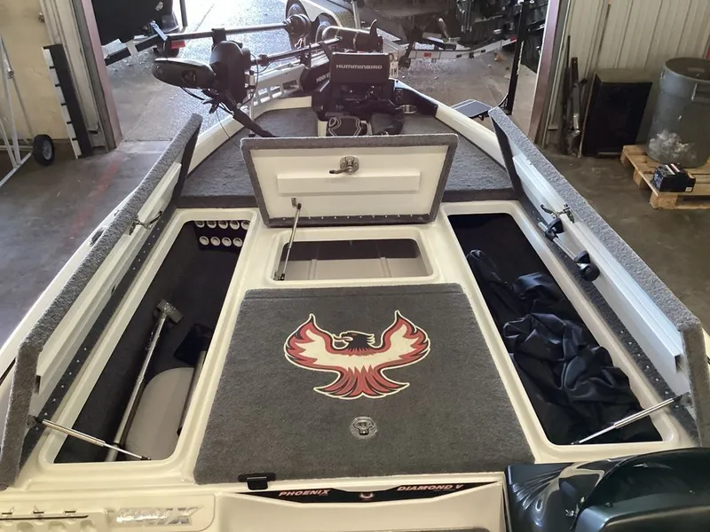 Slide: The Image of Phoenix Bass Boat 721 ProXP 2023 - 30