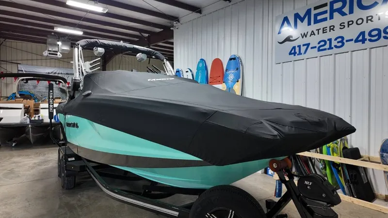 Slide: The Image of MasterCraft NXT24 2022 - 22