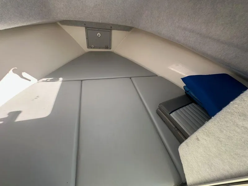 Slide: The Image of Defiance Admiral 250 EX 2023 - 15