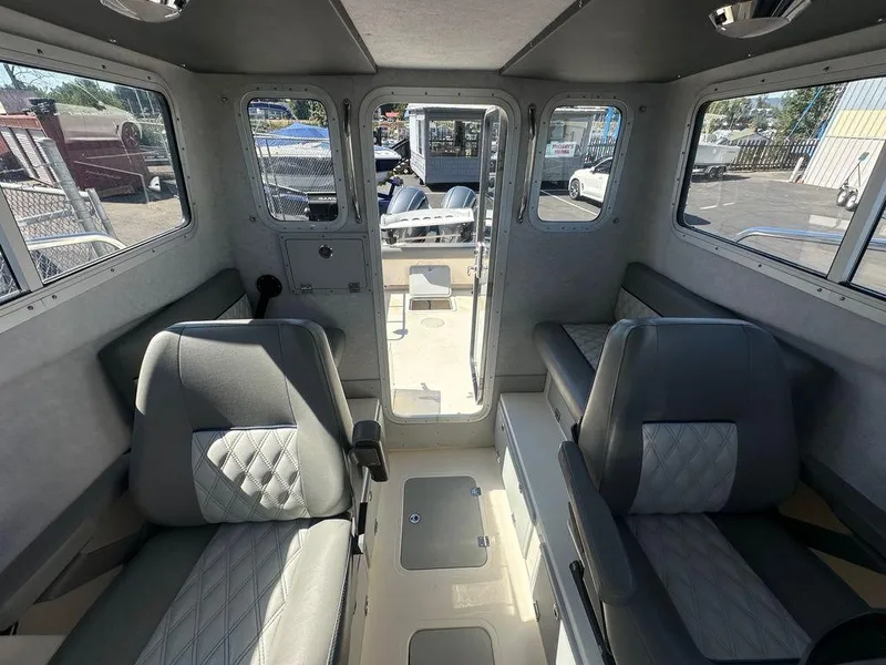 Slide: The Image of Defiance Admiral 250 EX 2023 - 4