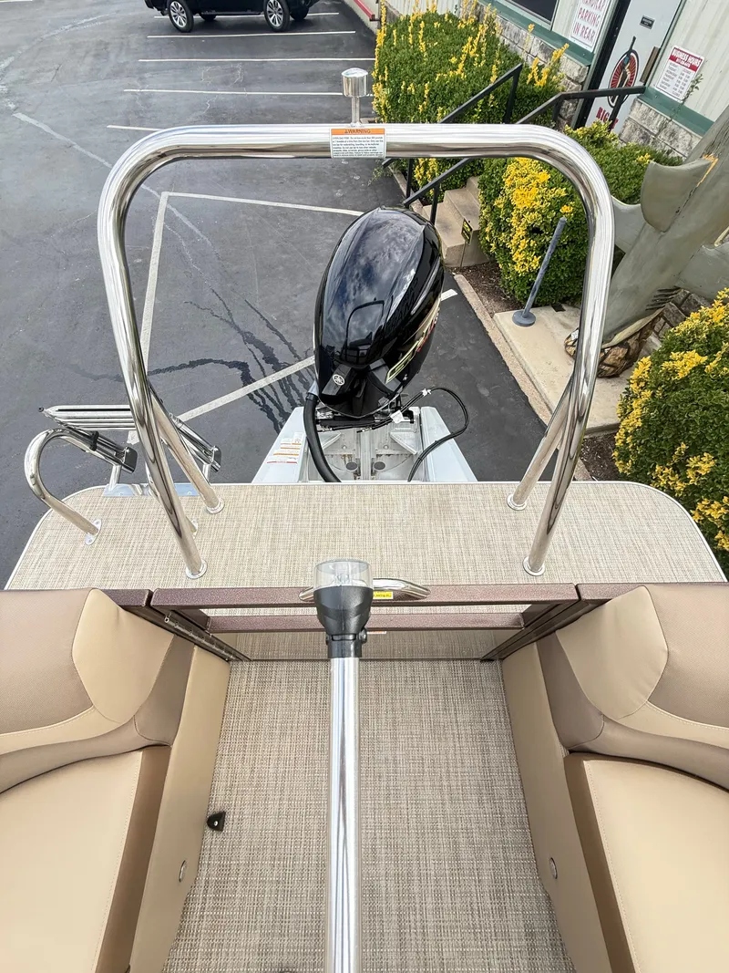 Slide: The Image of Veranda VR22RC 2025 - 29