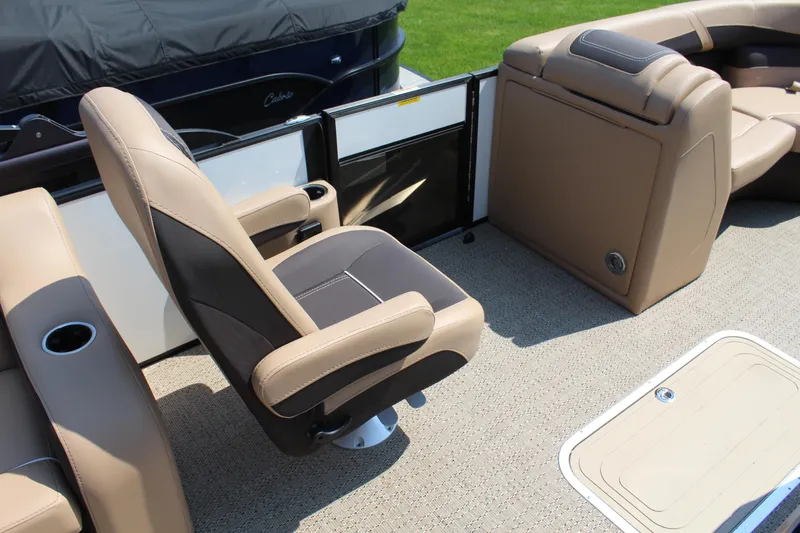 Slide: The Image of Barletta CABRIO 20QC 2025 - 10