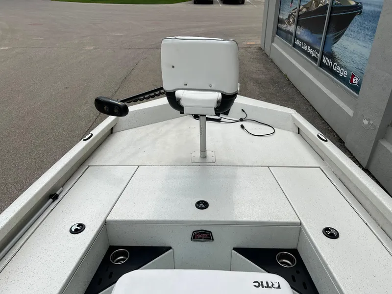 Slide: The Image of Ranger RP190 2016 - 10