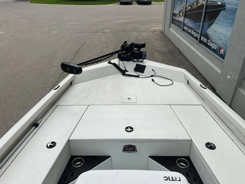 Slide: The Image of Ranger RP190 2016 - 9