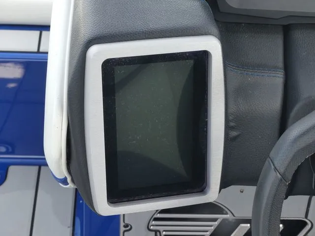 Slide: The Image of Malibu Wakesetter 23 MXZ 2021 - 18