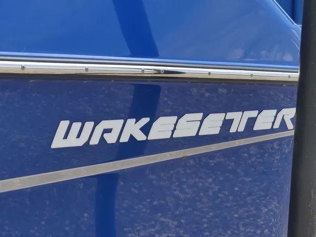 Slide: The Image of Malibu Wakesetter 23 MXZ 2021 - 9