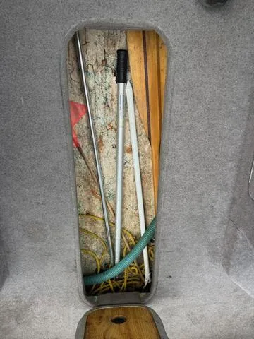 Slide: The Image of Bayliner 2250 1993 - 10