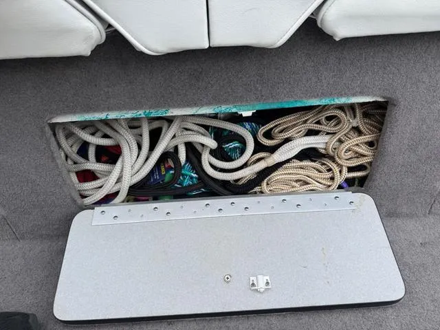 Slide: The Image of Bayliner 2250 1993 - 14