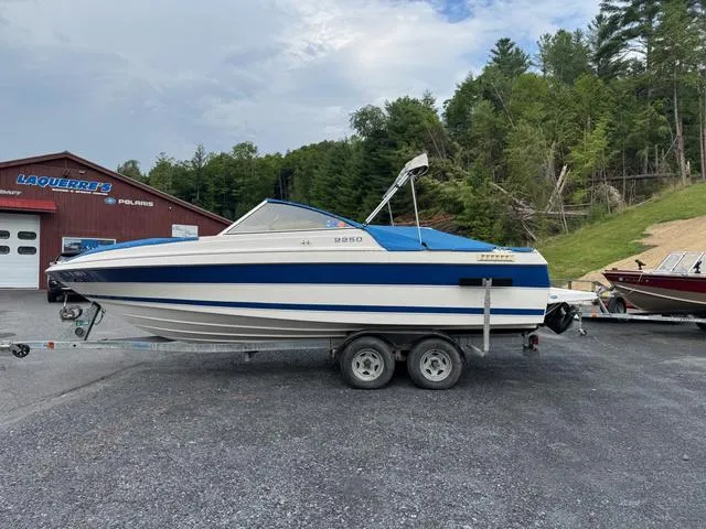 Slide: The Image of Bayliner 2250 1993 - 4