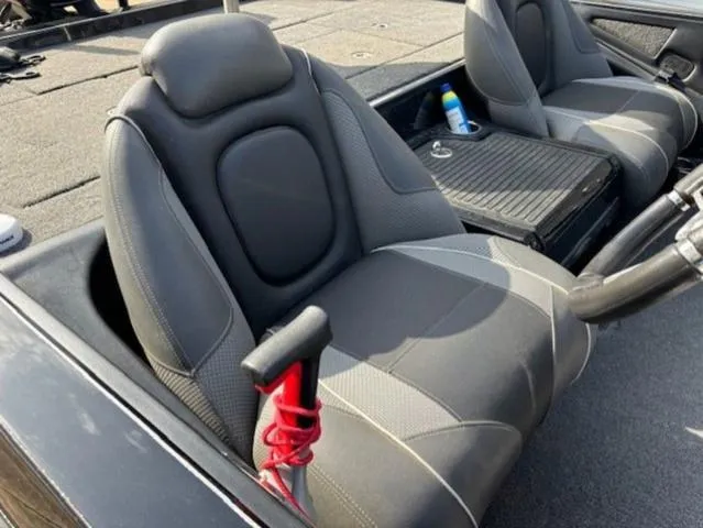 Slide: The Image of Ranger Z521 Comanche 2018 - 5