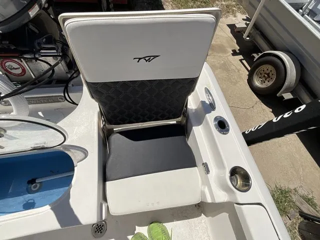 Slide: The Image of Tidewater 190 BAY MAX 2021 - 18