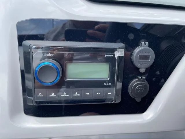 Slide: The Image of Viaggio Lago V-U V22U 2025 - 10