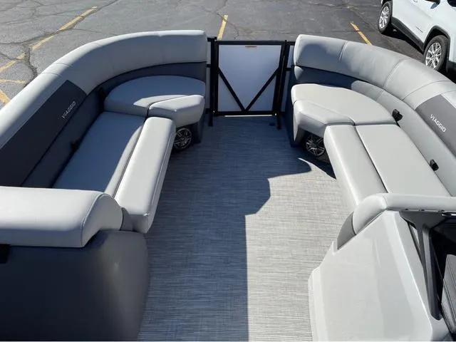 Slide: The Image of Viaggio V22U 2025 - 14