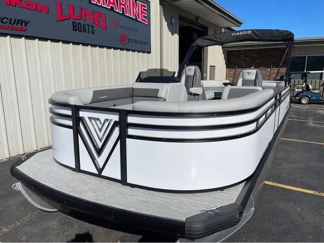 Slide: The Image of Viaggio V22U 2025 - 3