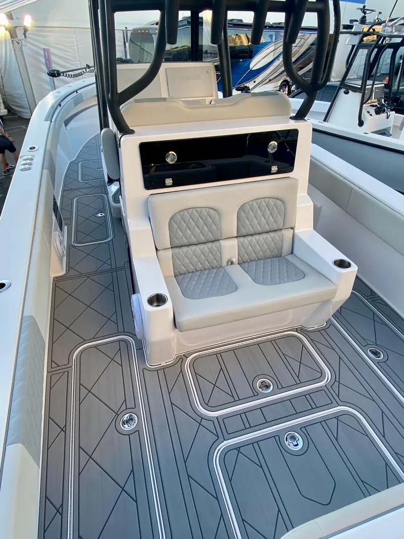 Slide: The Image of Reef Runner 230 C Open 2026 - 16