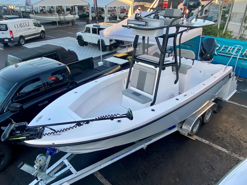 Slide: The Image of Reef Runner 230 C Open 2026 - 19