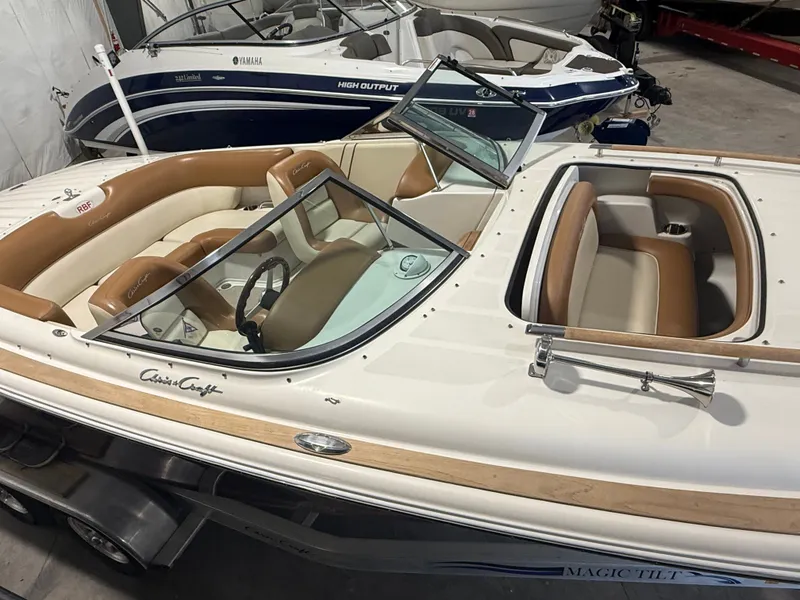 Slide: The Image of Chris-Craft 22 Lancer 2007 - 13