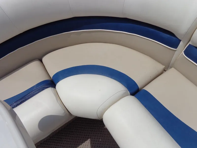 Slide: The Image of Triton Summit Pontoon 200 Gold 2006 - 34