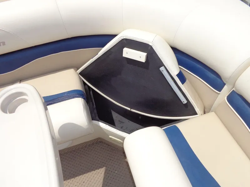 Slide: The Image of Triton Summit Pontoon 200 Gold 2006 - 35