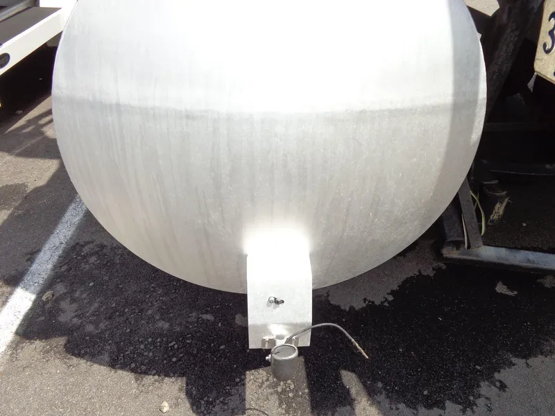 Slide: The Image of Triton Summit Pontoon 200 Gold 2006 - 44