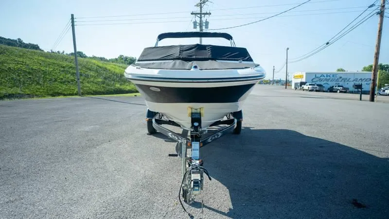 Slide: The Image of Sea Ray 190 SPX 4.3 2015 - 13