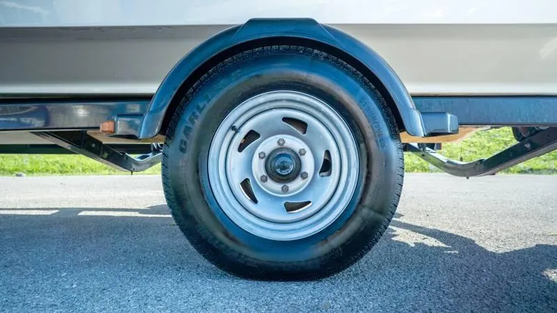 Slide: The Image of Sea Ray 190 SPX 4.3 2015 - 19