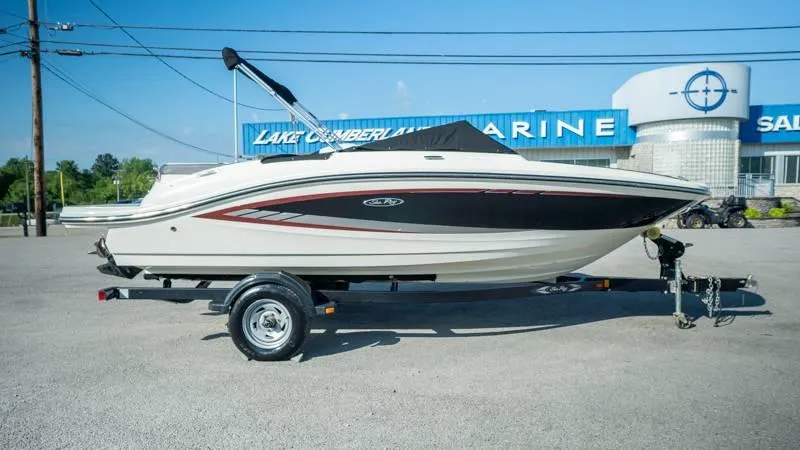 Slide: The Image of Sea Ray 190 SPX 4.3 2015 - 20