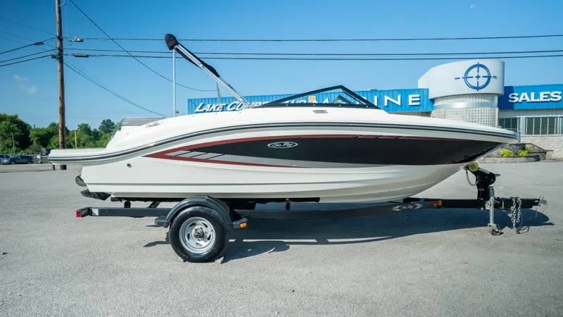 Slide: The Image of Sea Ray 190 SPX 4.3 2015 - 67