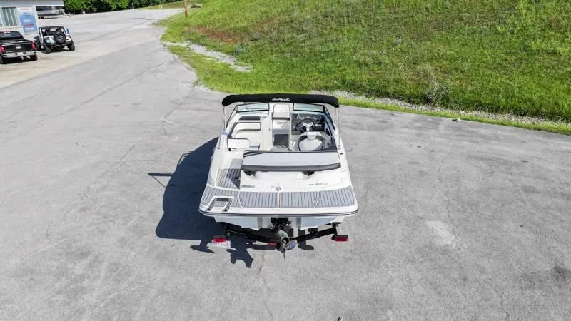 Slide: The Image of Sea Ray 190 SPX 4.3 2015 - 9