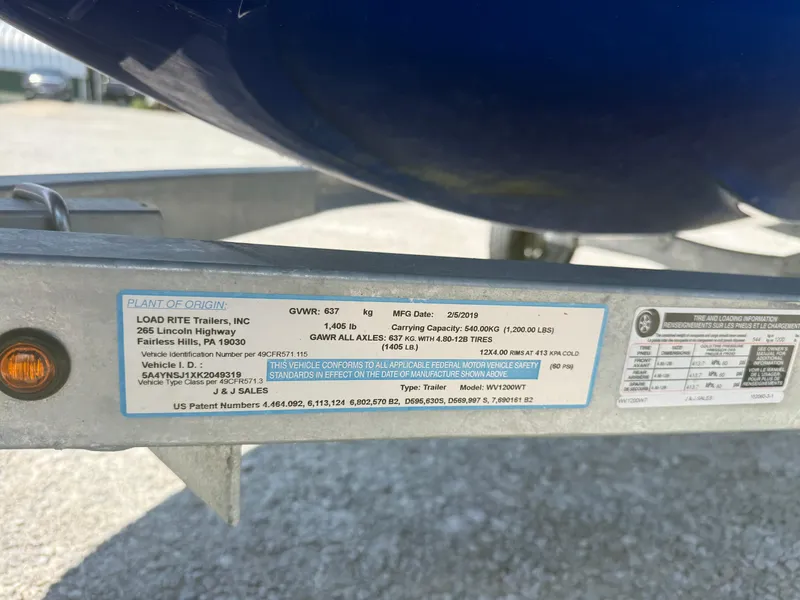 Slide: The Image of Trailer label for 2019 Yamaha WaveRunner EXR, showing specifications and manufacturing details. - 5