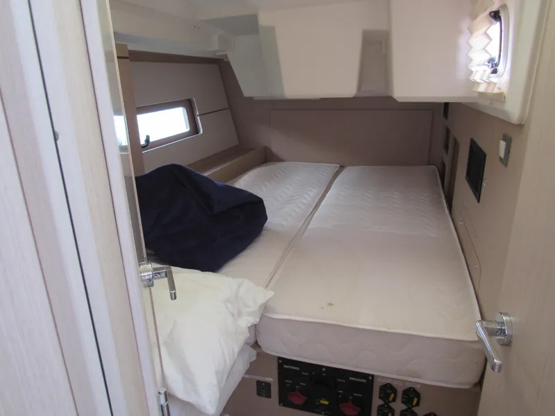 Slide: The Image of Stbd Aft Cabin - 12
