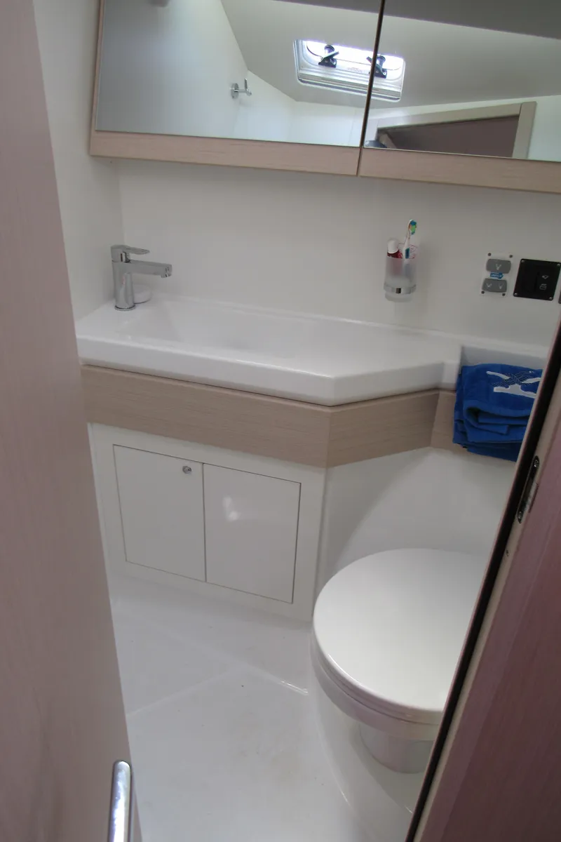 Slide: The Image of Owners Stateroom Head - 16