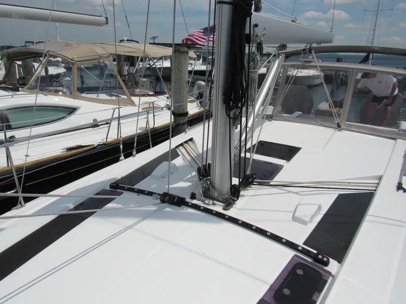 Slide: The Image of Self-Tacking Headsail - 4