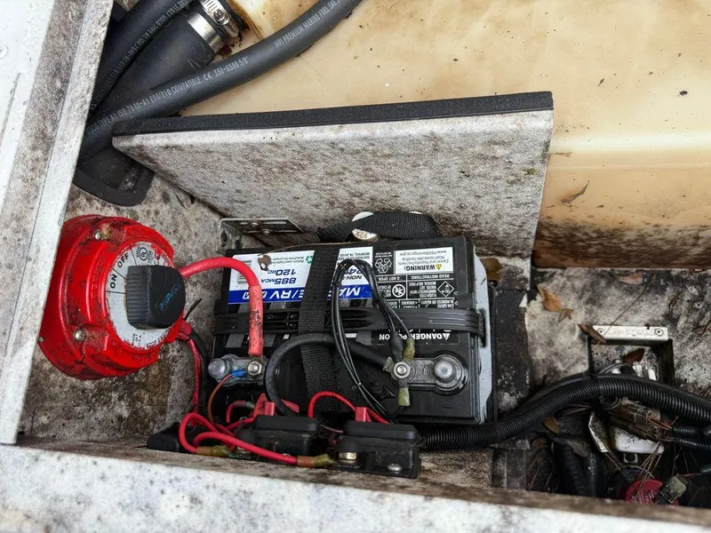 Slide: The Image of G3 18 Bay DLX 2018 - 12