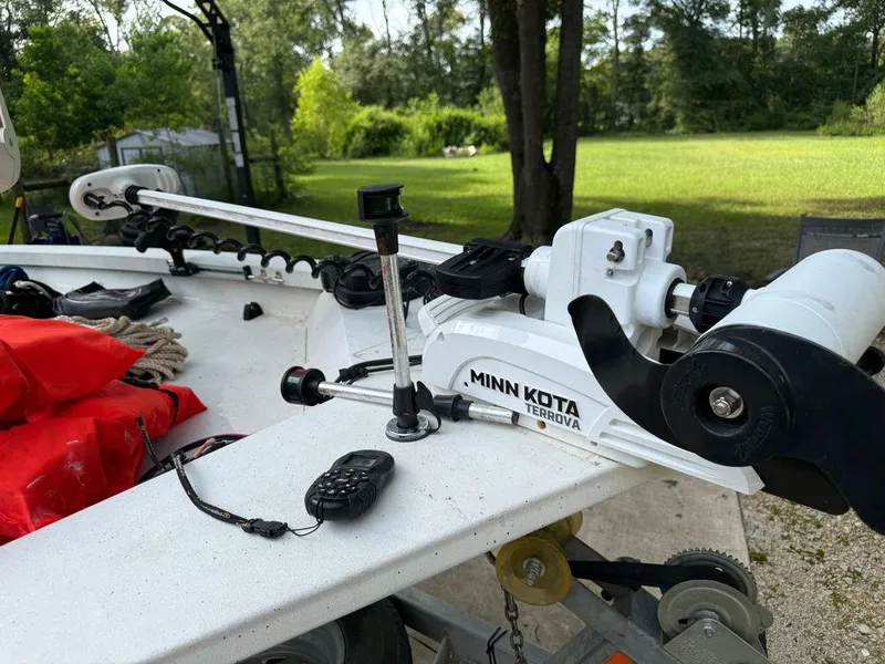 Slide: The Image of G3 18 Bay DLX 2018 - 6