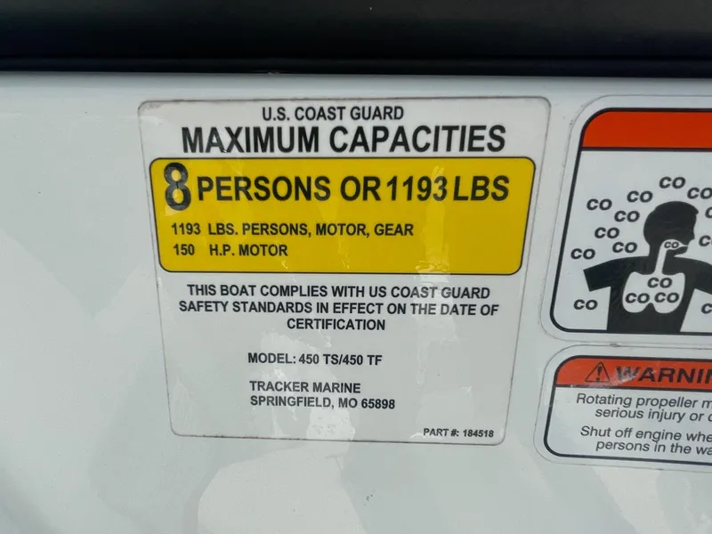 Slide: The Image of Tahoe 450 TS 2018 - 23