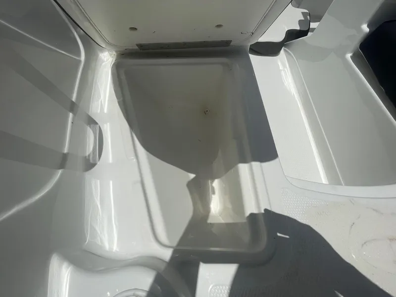 Slide: The Image of Tahoe 450 TS 2018 - 34