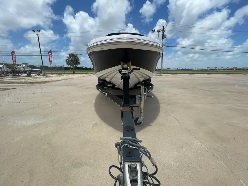 Slide: The Image of Tahoe 450 TS 2018 - 5