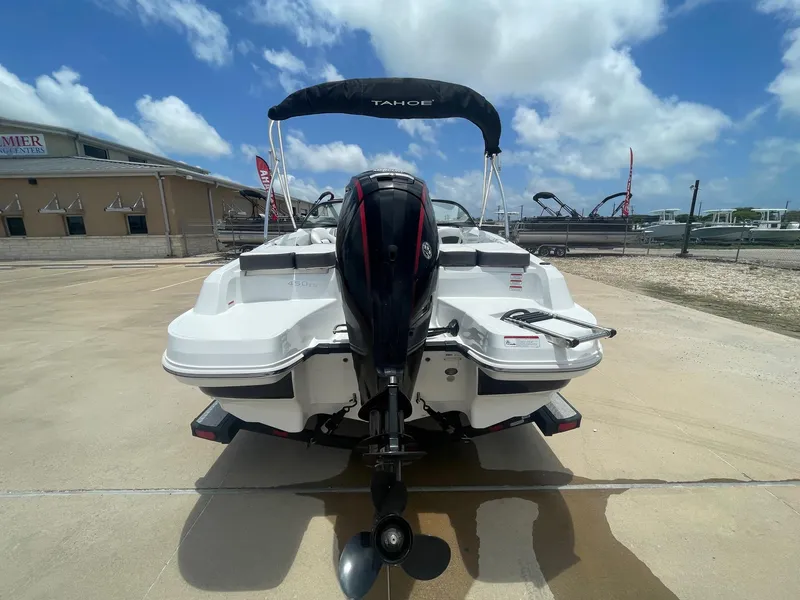 Slide: The Image of Tahoe 450 TS 2018 - 8