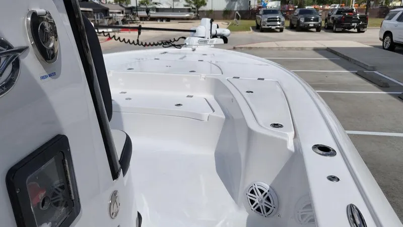 Slide: The Image of Tidewater 2410 Bay Max 2024 - 54