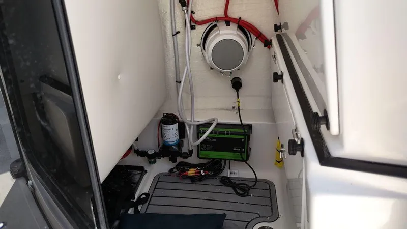 Slide: The Image of Tidewater 2410 Bay Max 2024 - 62