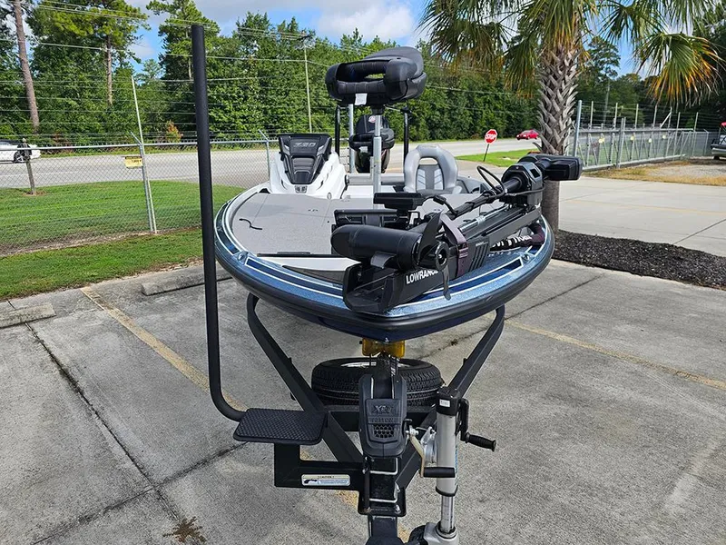 Slide: The Image of 2023 Nitro Z20 Pro boat on trailer, featuring advanced fishing equipment and sleek design. - 4