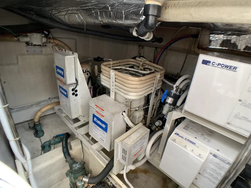 Slide: The Image of Carver 56 Voyager 2006 - 50