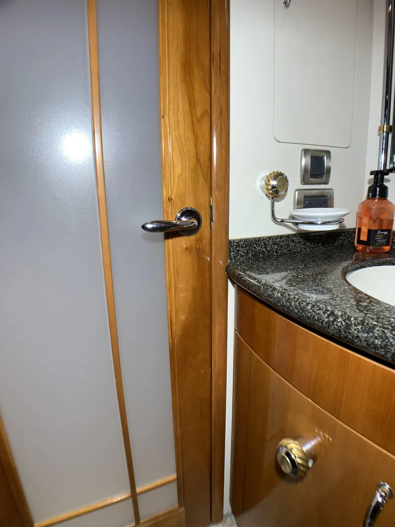 Slide: The Image of Carver 56 Voyager 2006 - 73