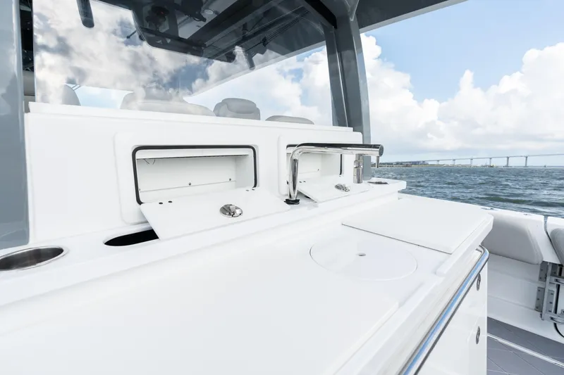 Slide: The Image of HCB 42 Lujo 2023 - 101