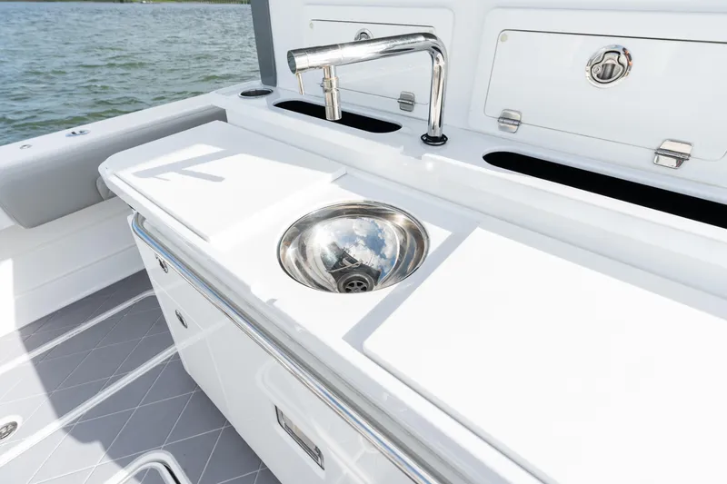 Slide: The Image of HCB 42 Lujo 2023 - 104